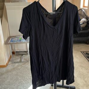 Simple black tshirt. Vneck. A.gain. Size M/L